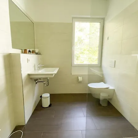 320 Lux Furnished Flat *